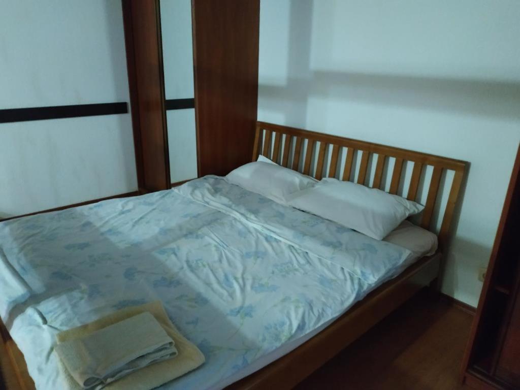Nice Apartment Near Gulliver Kijev Kültér fotó